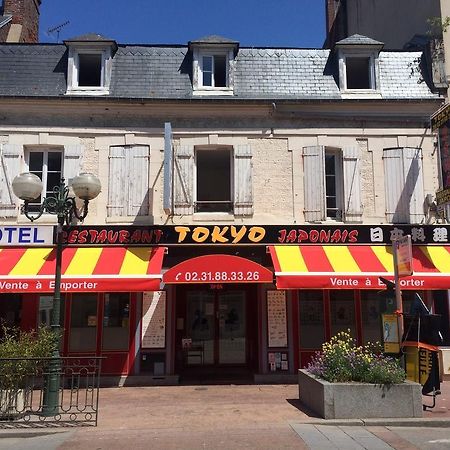 Hotel Restaurant Tokyo Trouville-sur-Mer Esterno foto