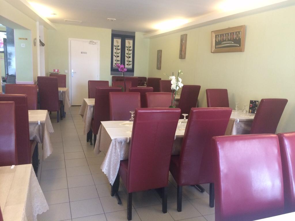 Hotel Restaurant Tokyo Trouville-sur-Mer Esterno foto